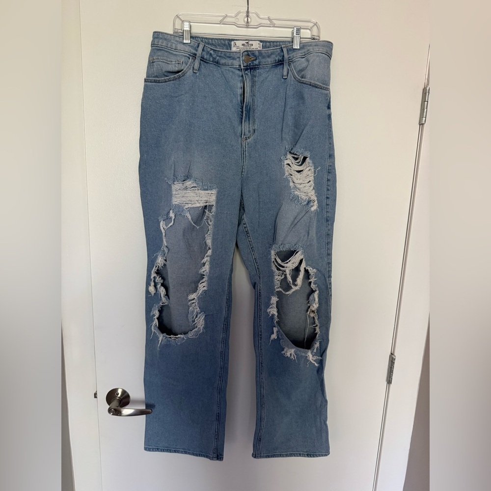 Hollister Light Blue Curvy Ultra High-Rise Dad Jeans